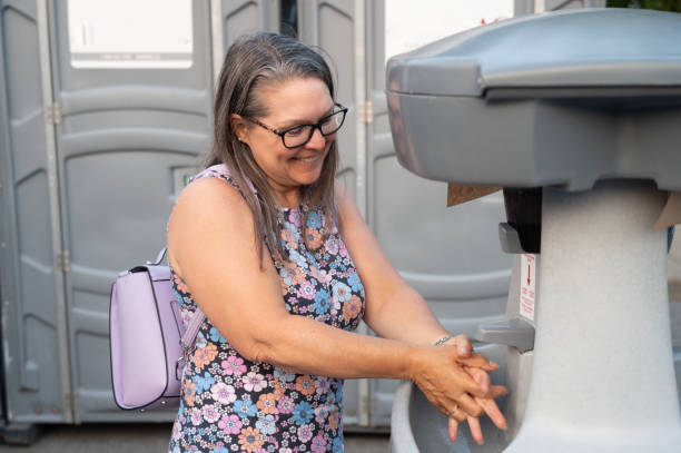 Best Luxury portable toilet rental  in Leander, TX